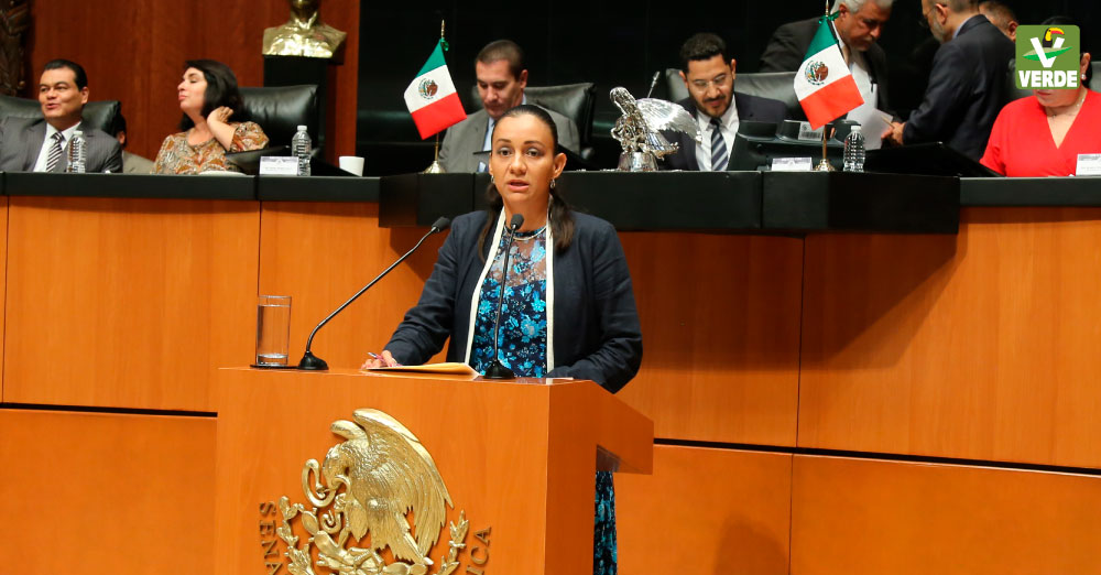 Senadora Gabriela Benavides Cobos