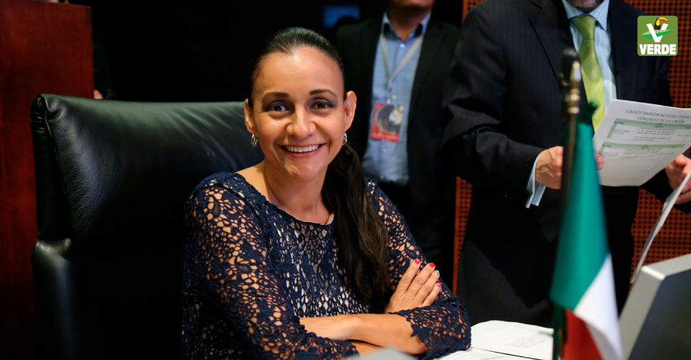 Senadora Gabriela Benavides Cobos